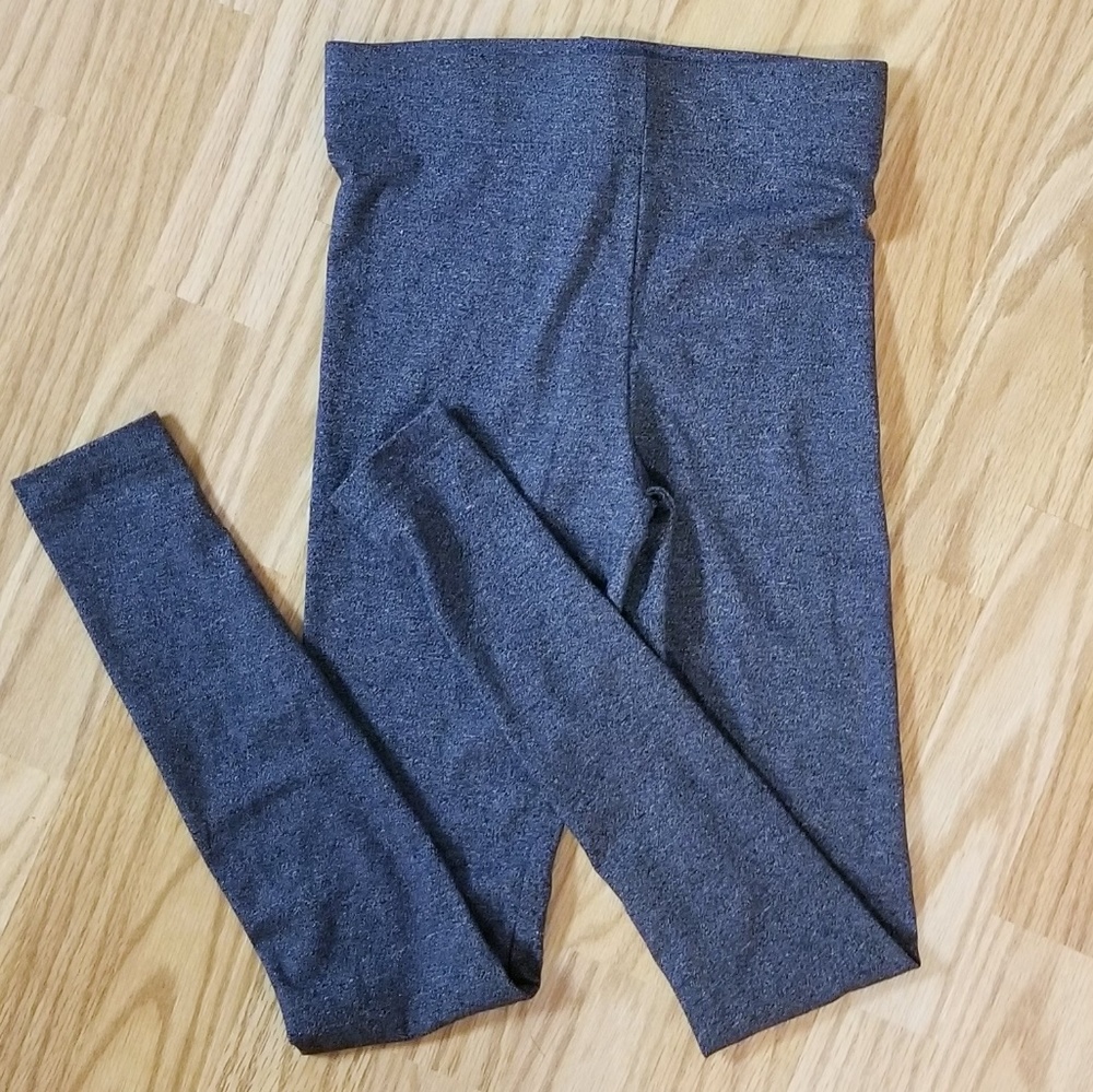 Forever 21 grey leggings.